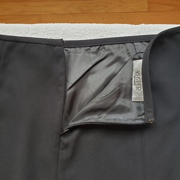 Kasper Separates Women's A-Line Pleated Skirt, Size: 14 - Picture 11 of 15